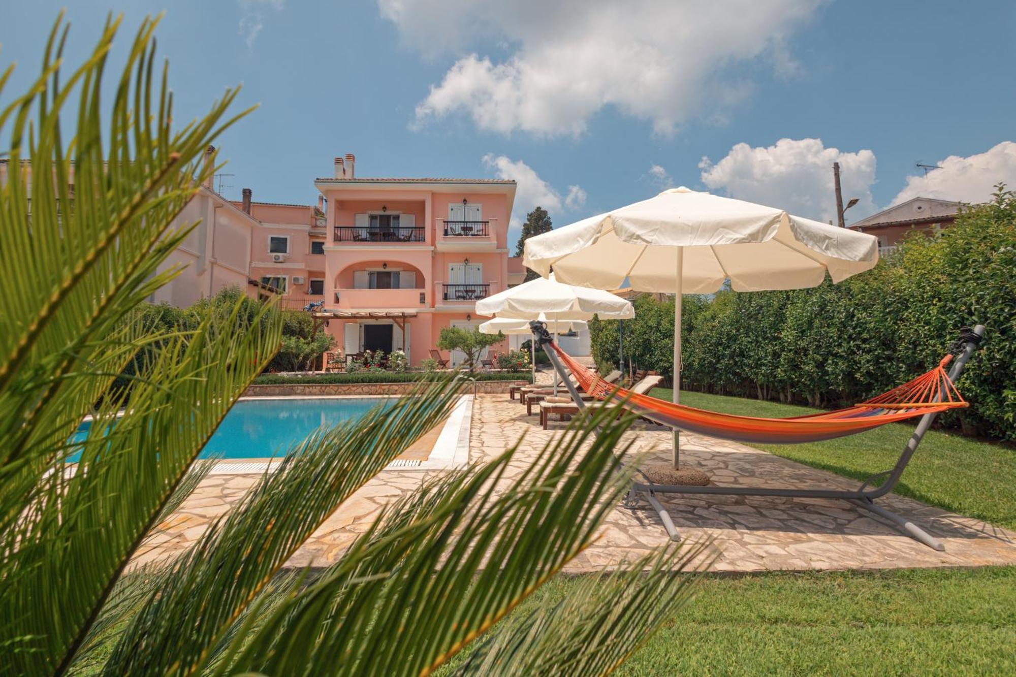 Aparthotel Cha Nanakas Village Potamos (Corfu)