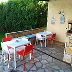Cha Nanakas Village Inn