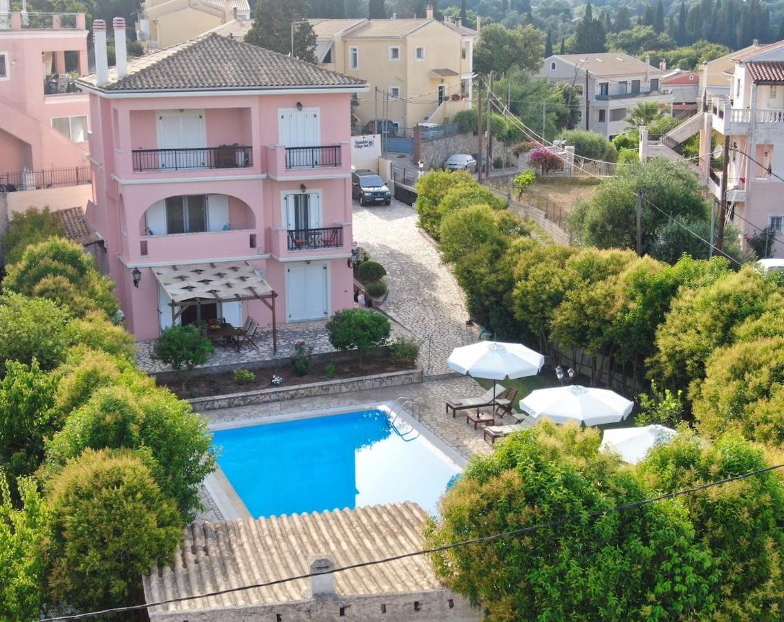 Cha Nanakas Village Aparthotel 3*