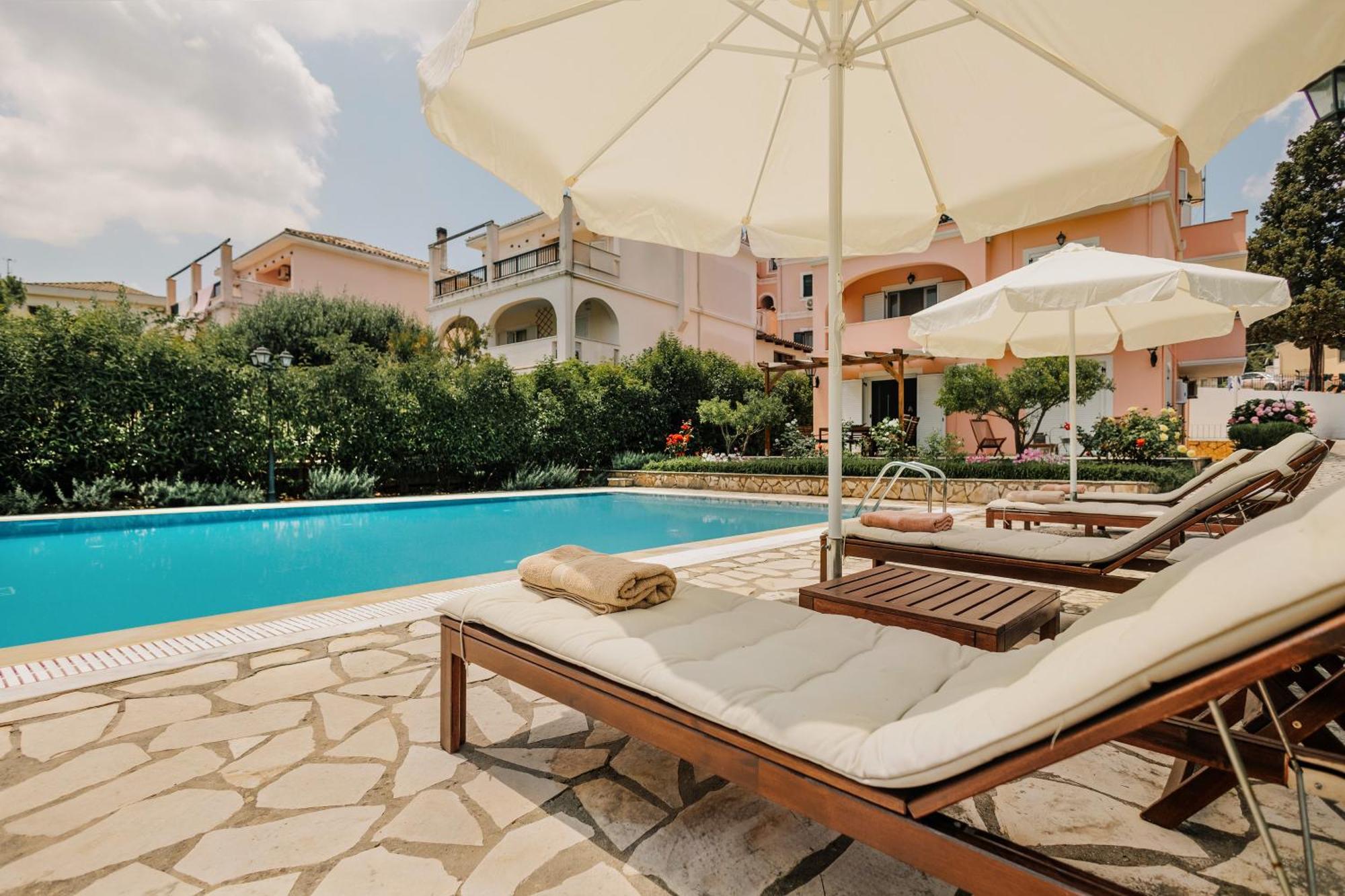 Cha Nanakas Village Aparthotel Potamos (Corfu)